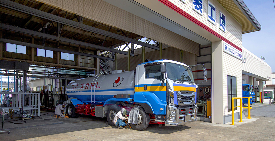 車両の製作・整備